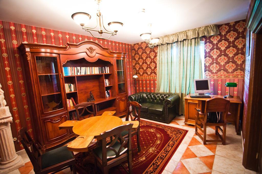 Hotel Mazurski Dworek Mikołajki 외부 사진